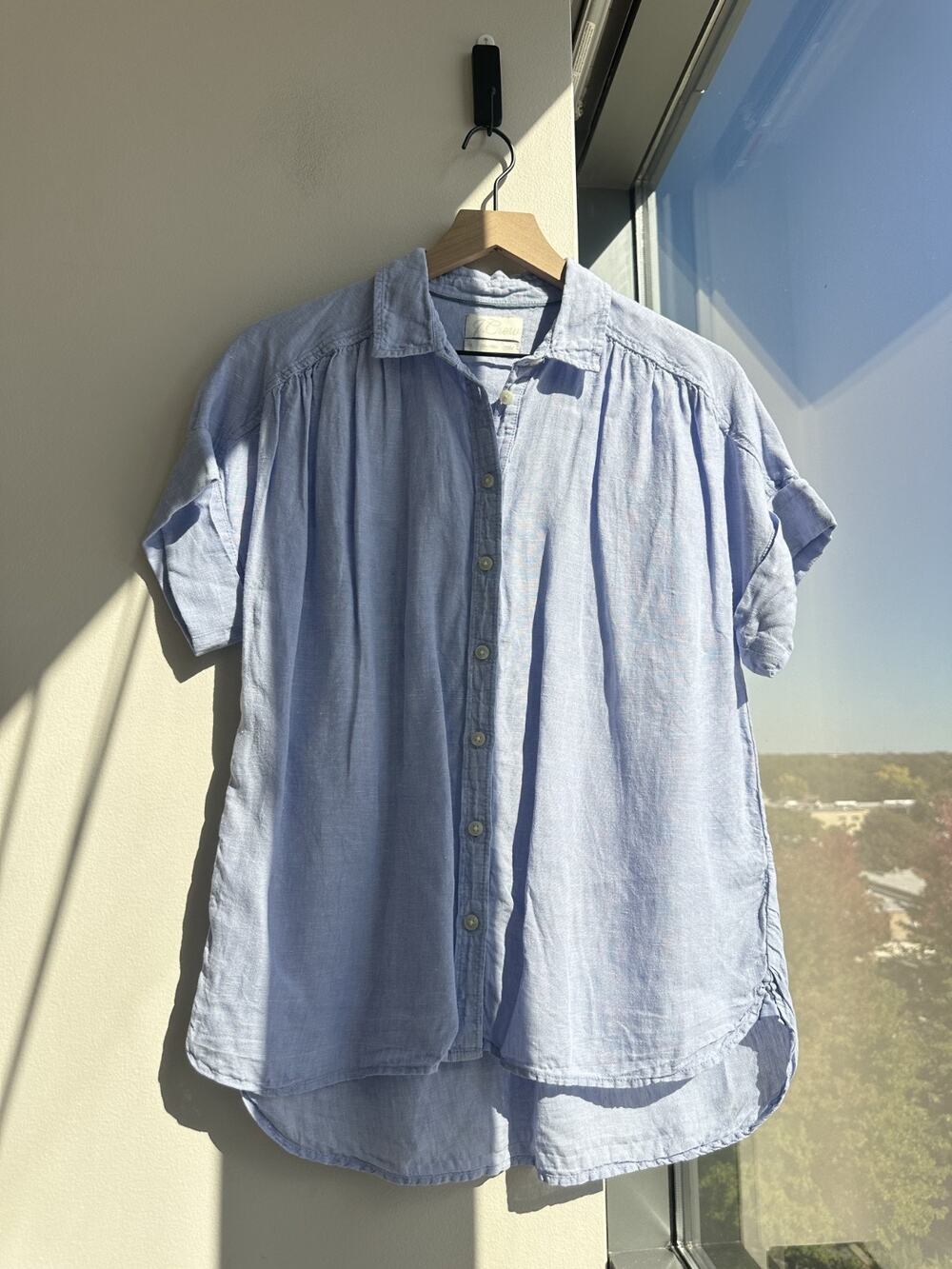 J.Crew Light Blue 100% Linen Short Sleeve Button Down Coastal Shirt Sz S